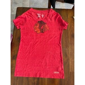 Chicago Blackhawks Women's Large Black V-Neck Hockey Shirt CCM‎ Premium